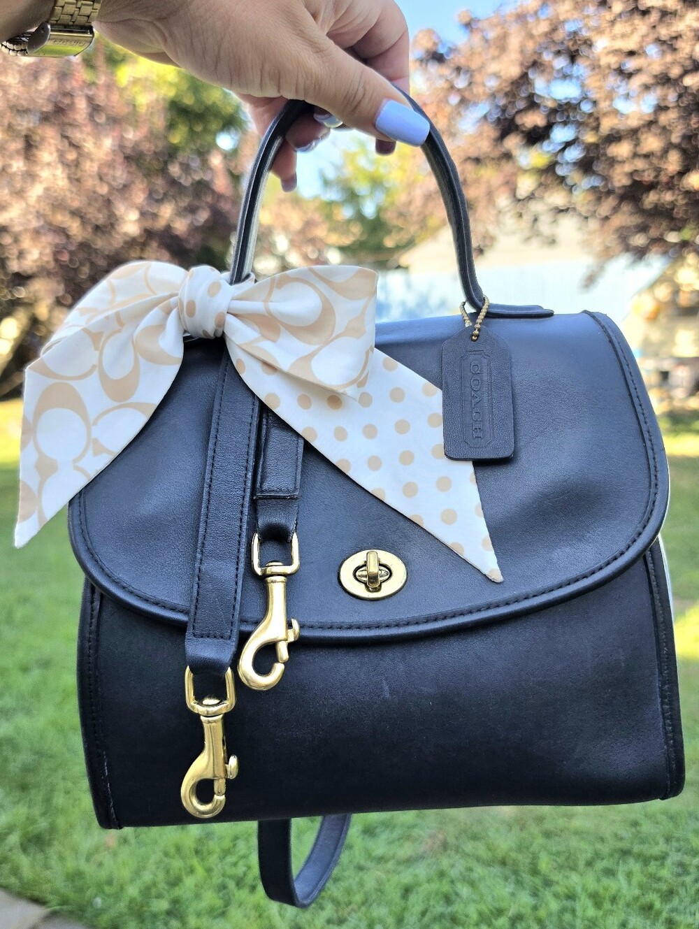 Coach Vintage Manor 9977 Black Leather Turnlock Top Handle Crossbody